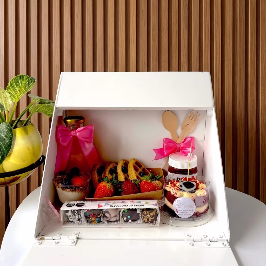 Desayuno sorpresa Box Mujer para el Día de la Mujer en Bogotá. - Amordidas
