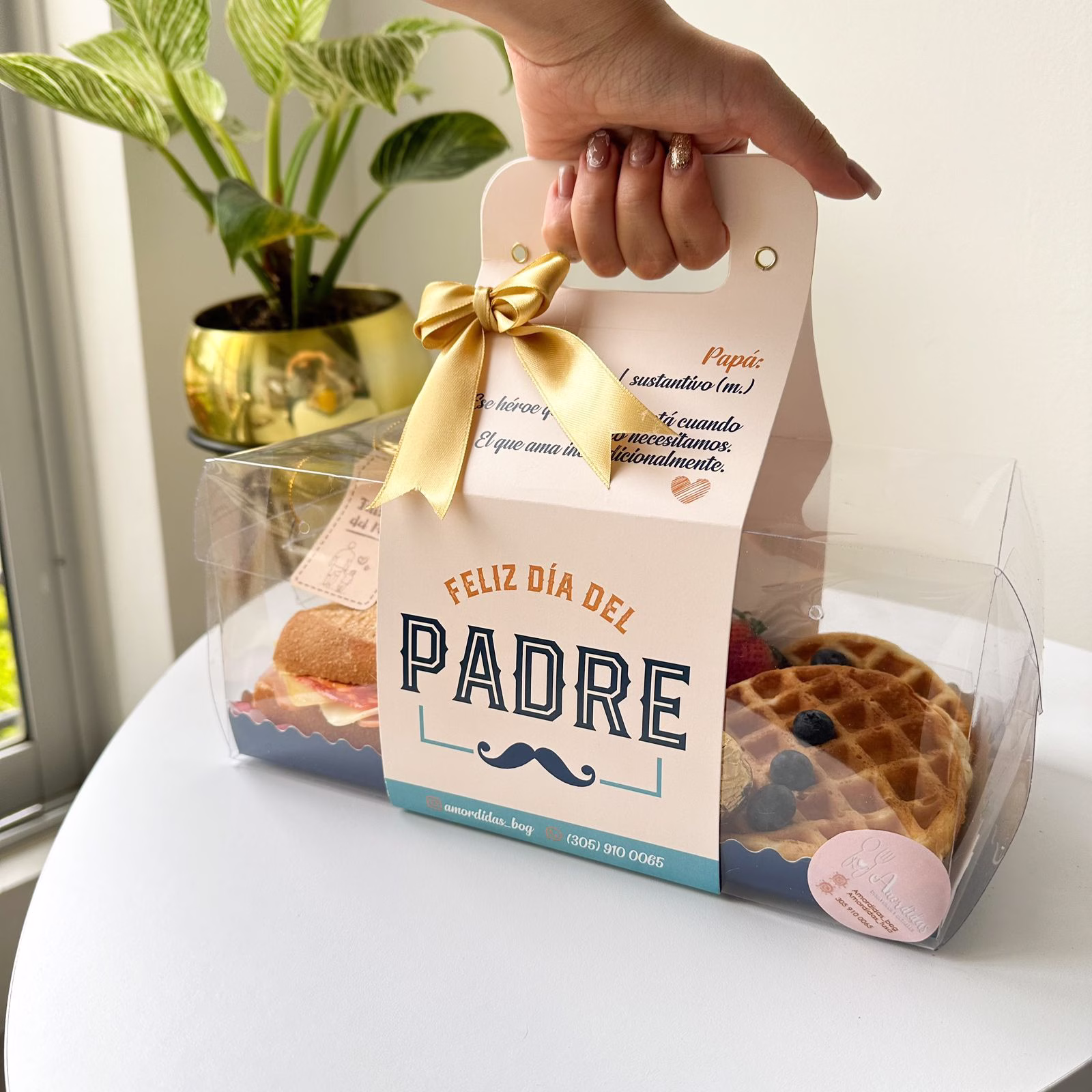 Desayuno sorpresa "Campeón del Día" para papá a domicilio en Bogotá. - Amordidas