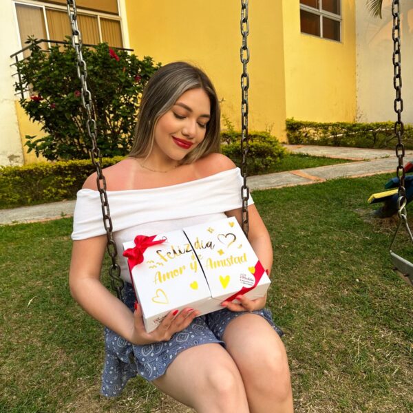 desayuno de amor y amistad - corazon contento