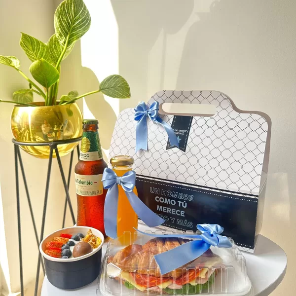 Desayunos sorpresa Bogotá Día del hombre -Maletín Hombre