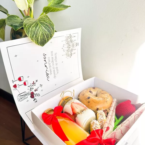 Desayuno Sorpresa Bogota Amor y Amistad – Book Amor