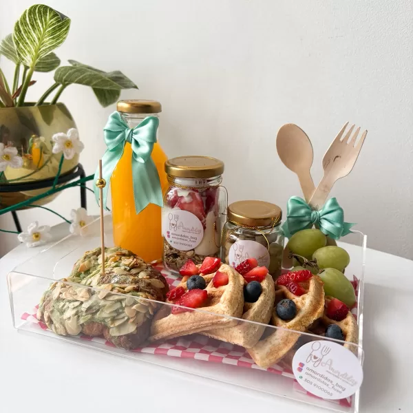 Desayunos sorpresa Bogotá Día del hombre – bandeja pistacho