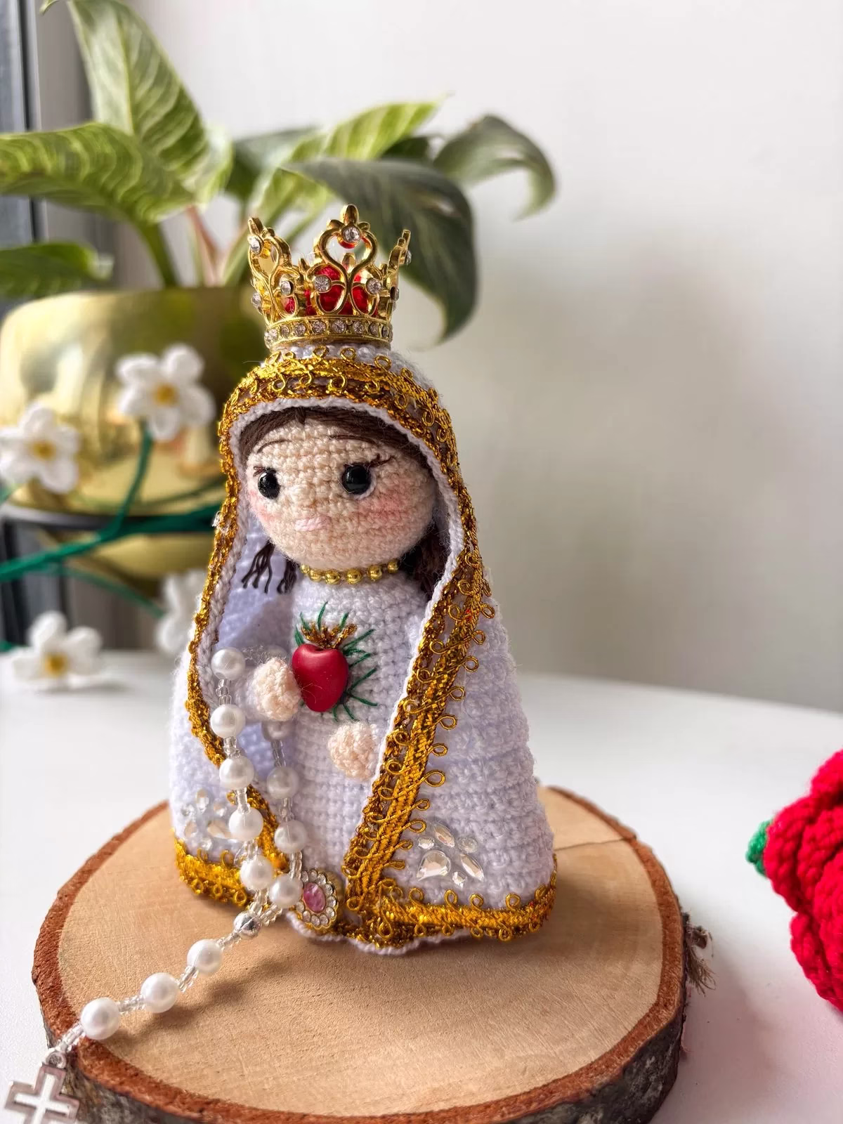 Virgen Sagrado Corazón en crochet, detalle artesanal para regalar en Bogotá - Amordidas